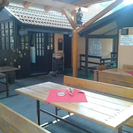 Lodge Sportcentrum Dvorak Hluboka nad Vltavou