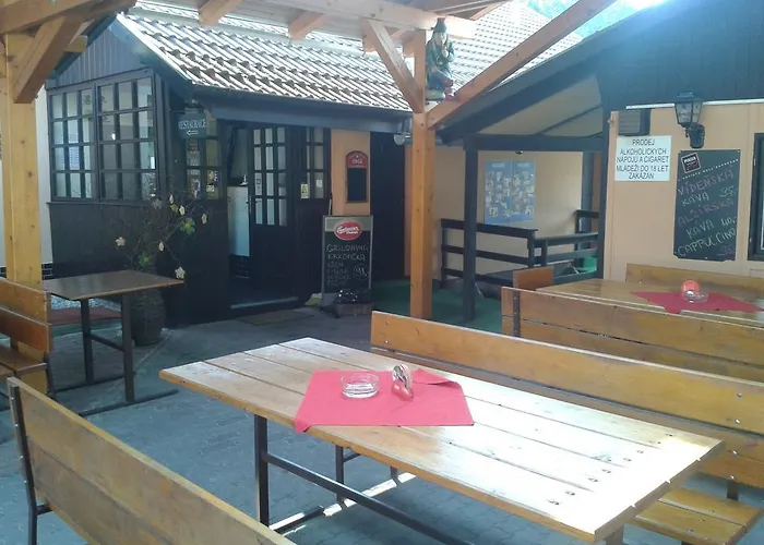 山林小屋 德沃夏克体育中心酒店 Hluboká nad Vltavou